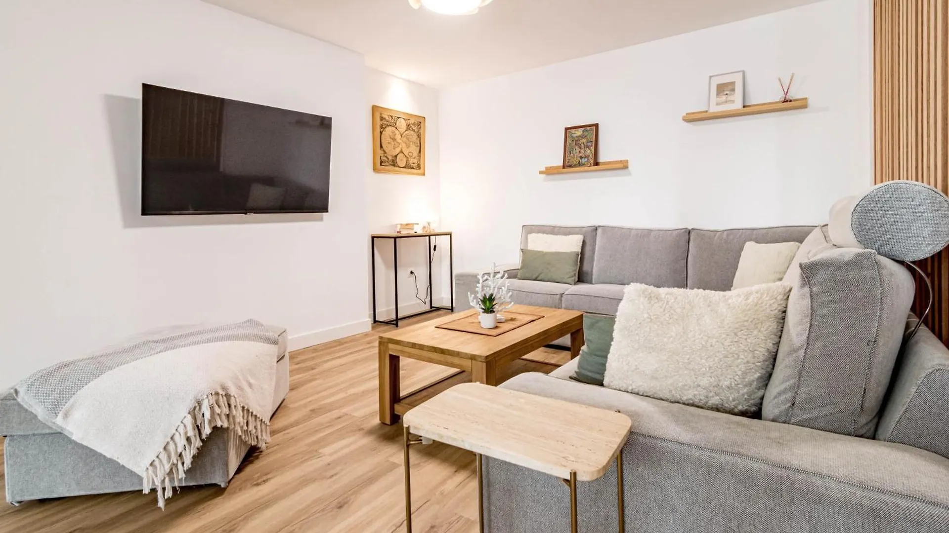 Eac3F- Modern & Light Apartment Steps From The Sea Estepona 0*,  Spain