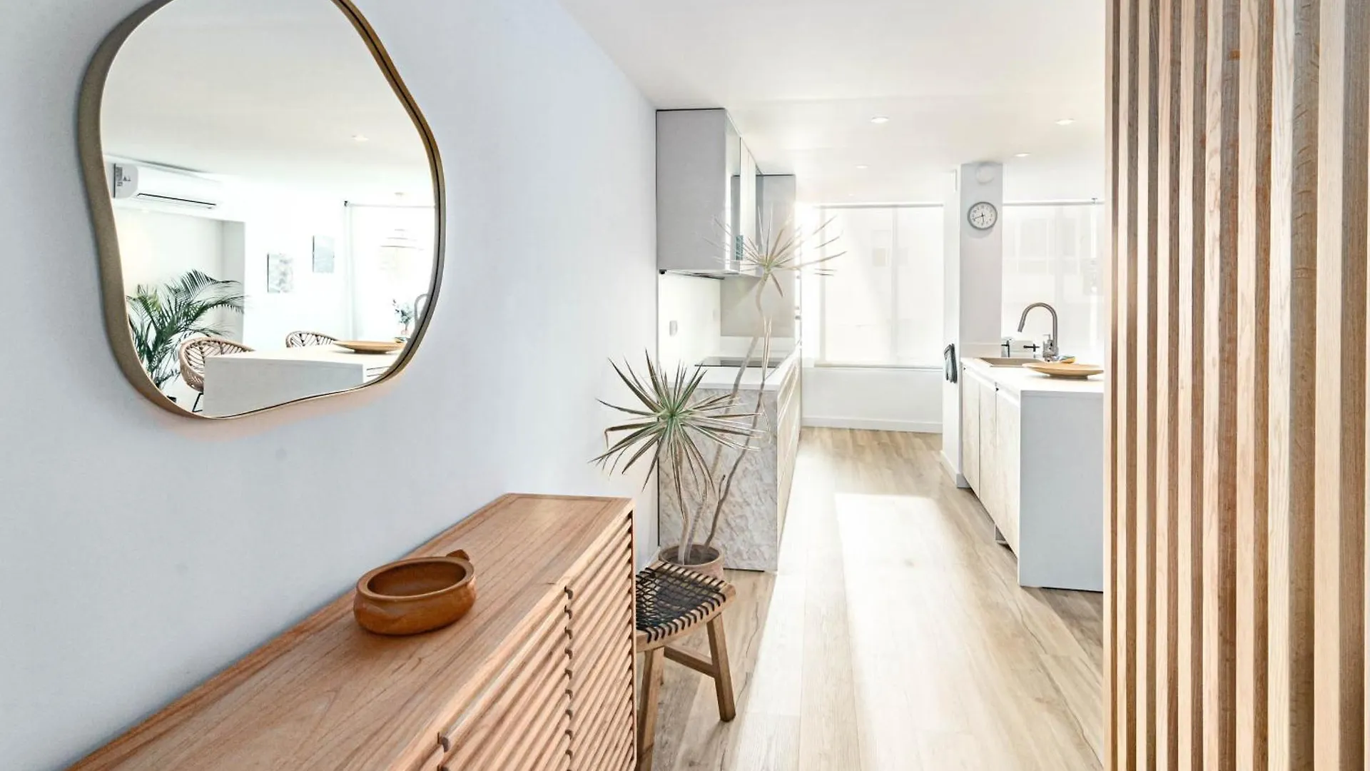 Eac3F- Modern & Light Apartment Steps From The Sea Estepona