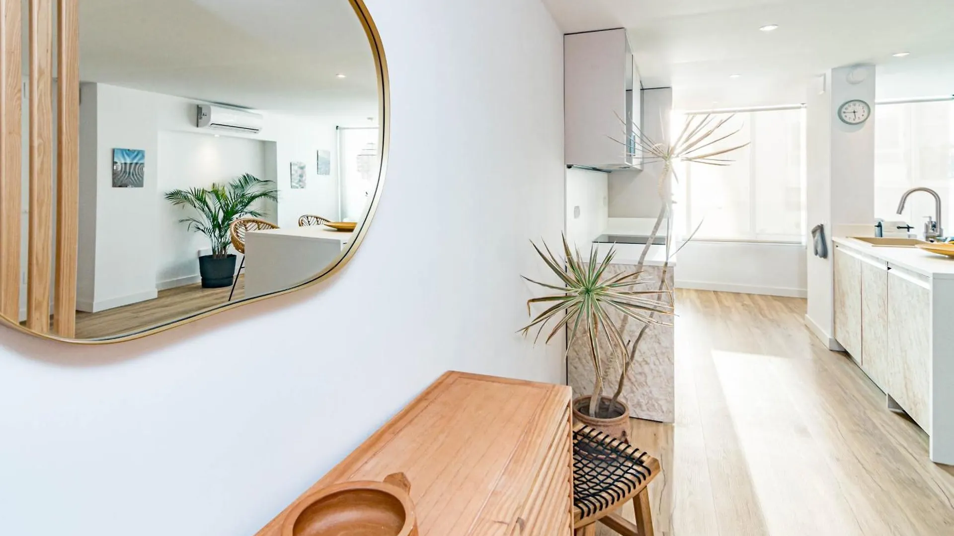 Eac3F- Modern & Light Apartment Steps From The Sea Estepona 0*,