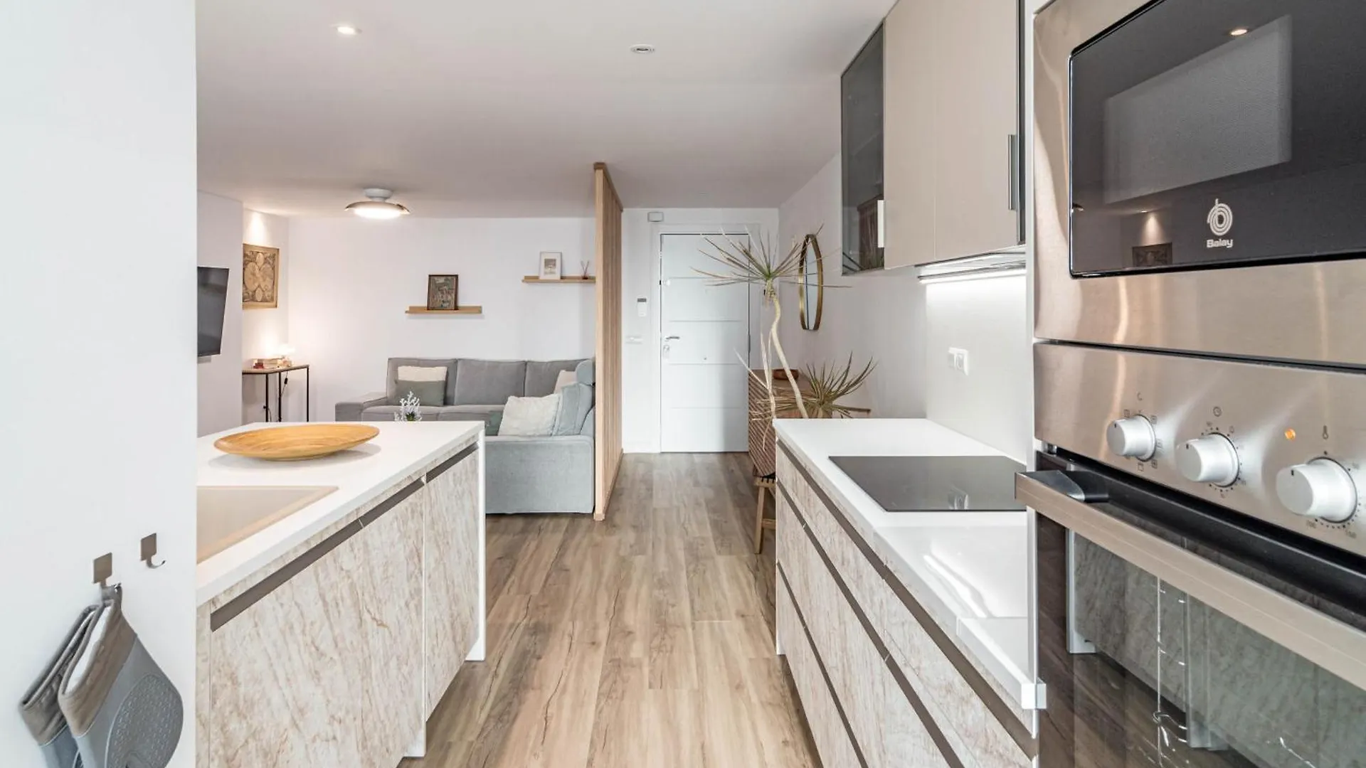 Eac3F- Modern & Light Apartment Steps From The Sea Estepona
